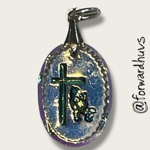 Bundle Sale 3 for $15 | Oval Glass Pendant – Cross & Praying Hands